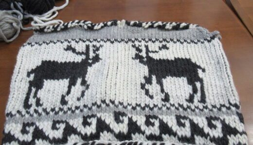 ウワァ〜！37年前の編みかけ作品だ〜！